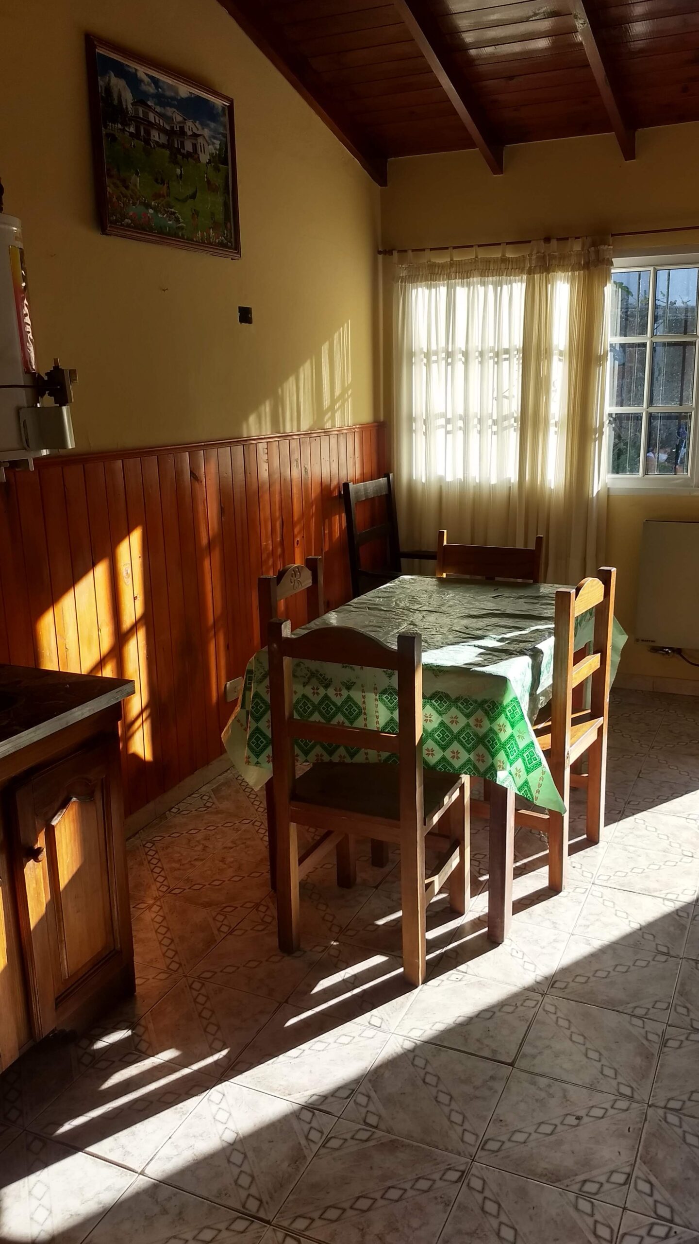 Dúplex en Venta de 3 Ambientes con Patio, Parrilla y Cochera Sin Expensas en Mar de Ajó