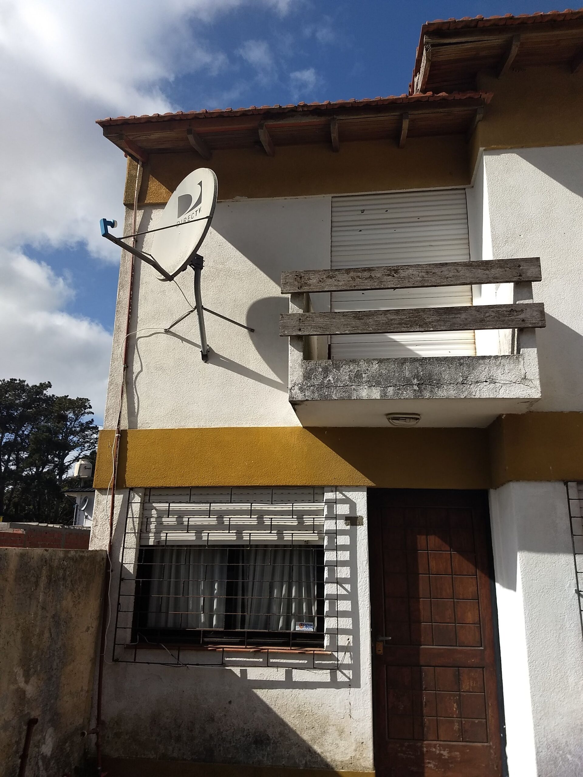 Dúplex en Venta de 3 Ambientes con Patio, Cochera para 2 Autos y Ambiente Independiente