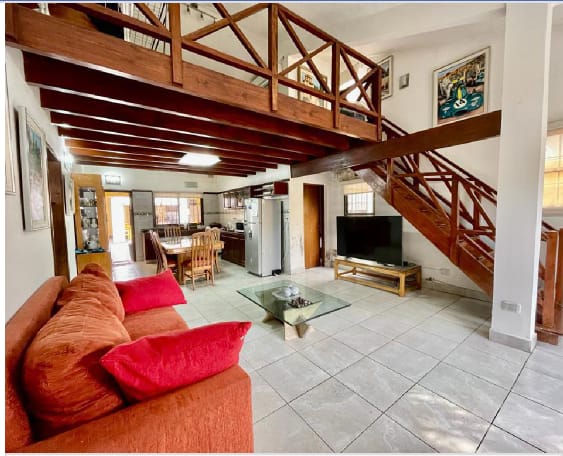 VENTA IMPORTANTE CASA-MAR DEL TUYU