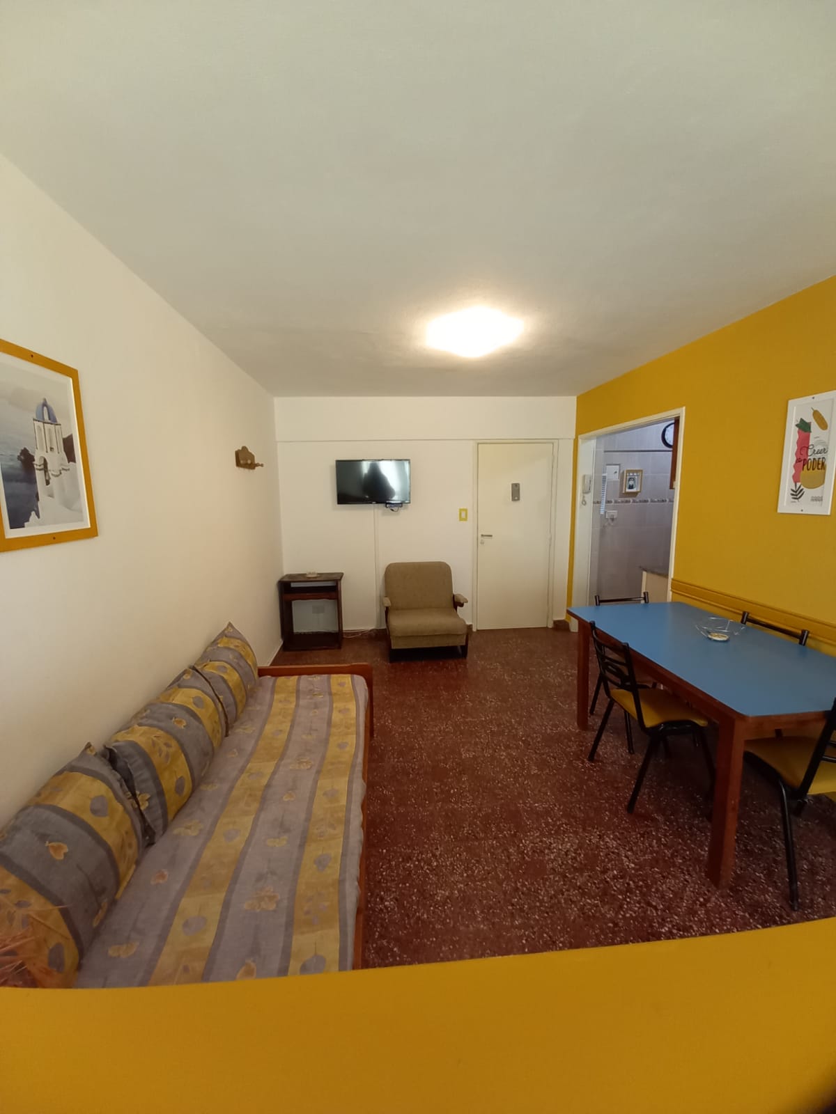 Monoambiente en Venta con Vista al Mar en Pleno Centro de Mar de Ajó a 100 Metros de la Playa