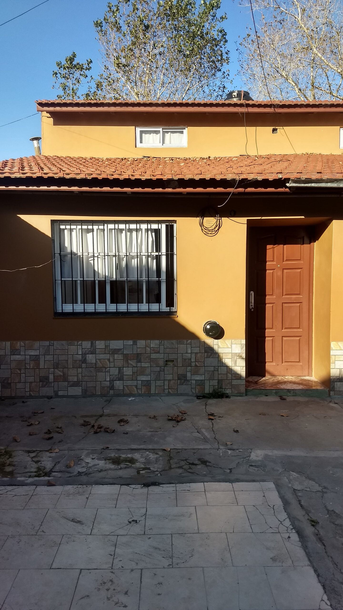 Dúplex en Venta Sin Expensas con 2 Dormitorios, Cochera y Patio con Parrilla entre Mar de Ajó y San Bernardo