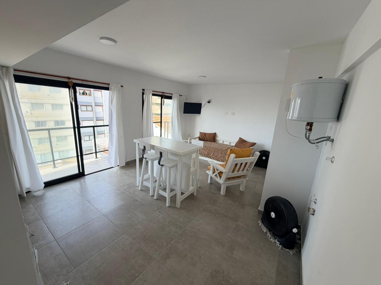 Departamento en Venta con Vista al Mar sobre Chiozza | Monoambiente con Balcón en San Bernardo